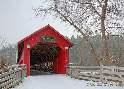 Wakefield Covered Bridge_12399.jpg - Photographed near Wakefield, Quebec, Canada.